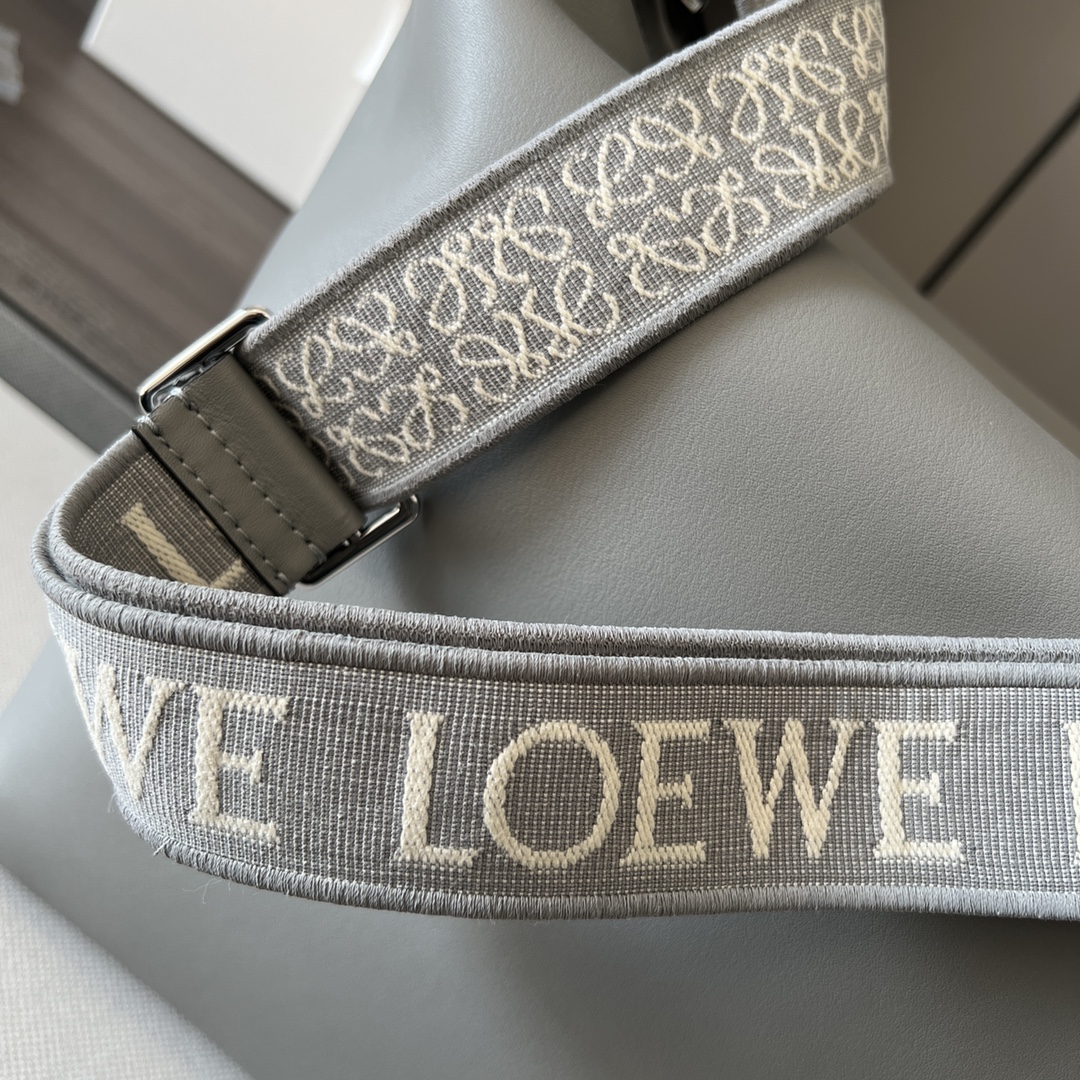 LOEWE Cubi 3 LOEWE Cubi - Image 3