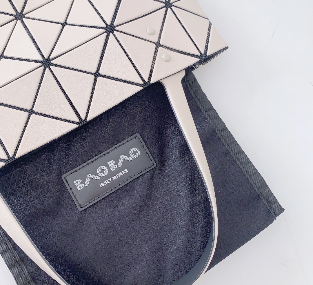 Bao Bao Issey Miyake 8 Bao Bao Issey Miyake - Image 8