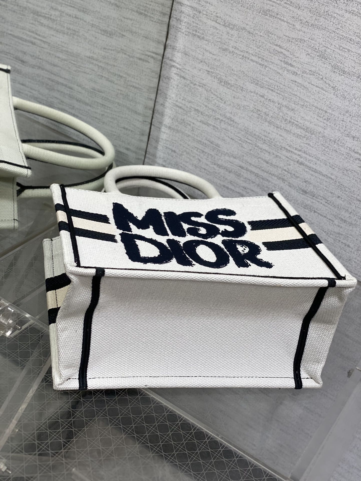 Miss Dior S 6 Miss Dior S - Image 6