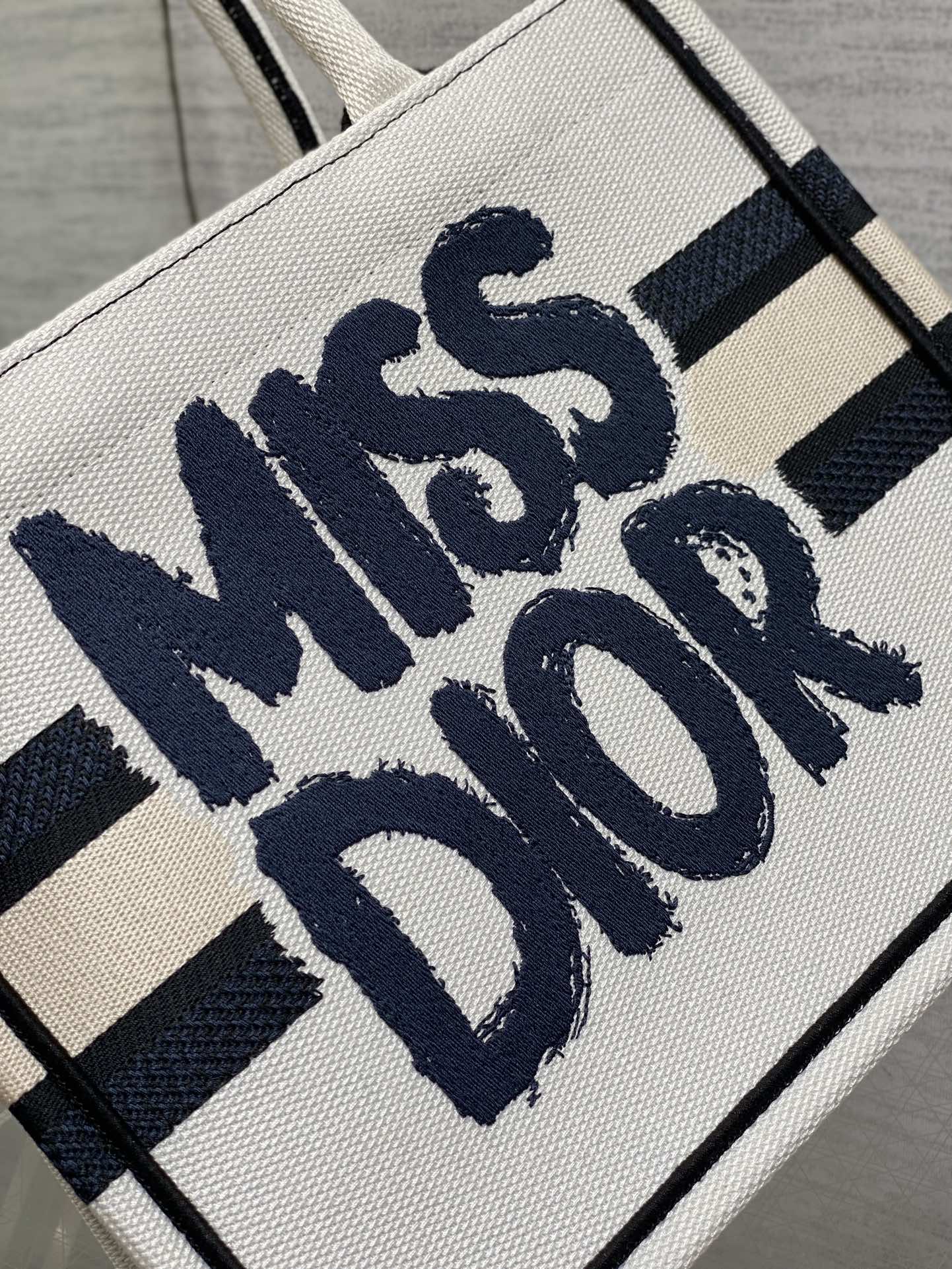 Miss Dior S 8 Miss Dior S - Image 8