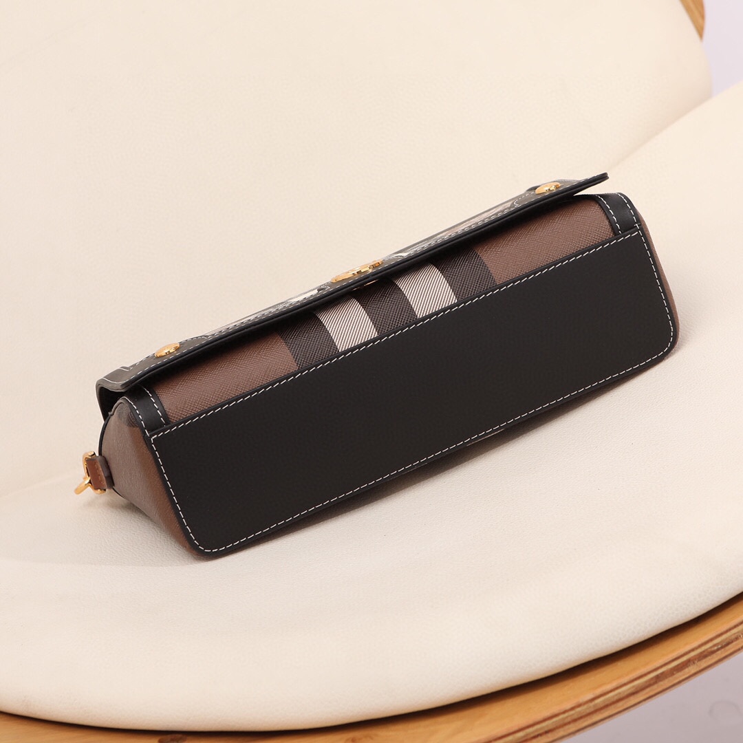 Authentic Burberry 9 Authentic Burberry - Image 9