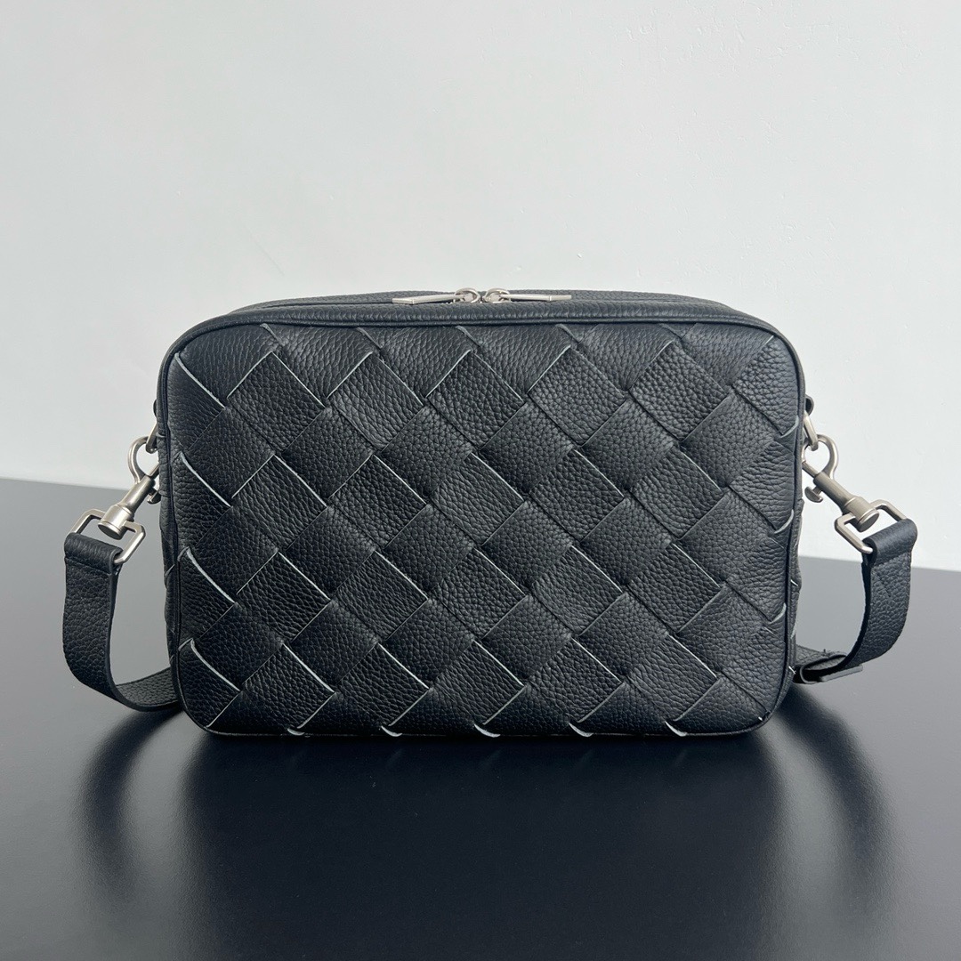 Bottega Veneta 1 Bottega Veneta