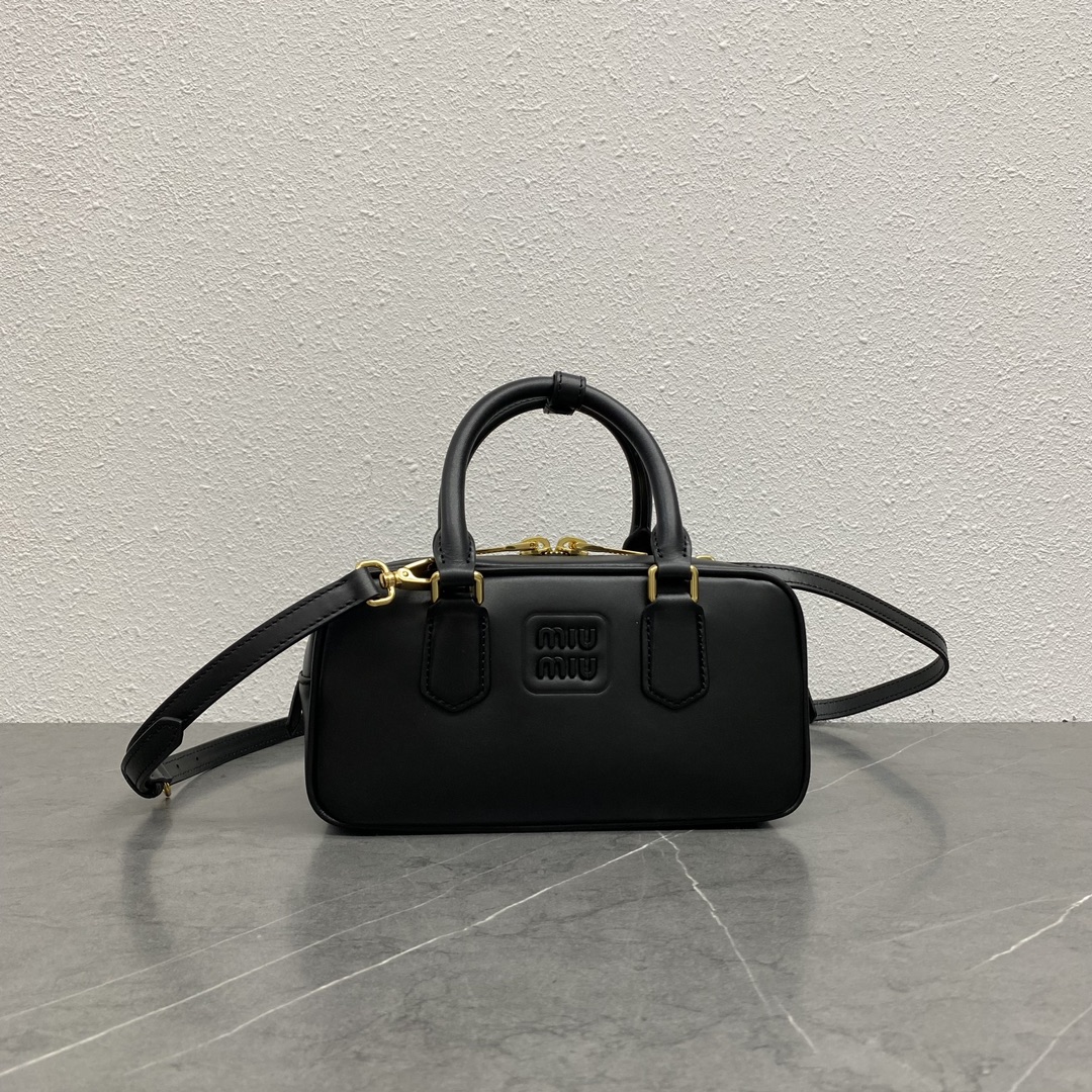 BooPlus 16 Miu Miu