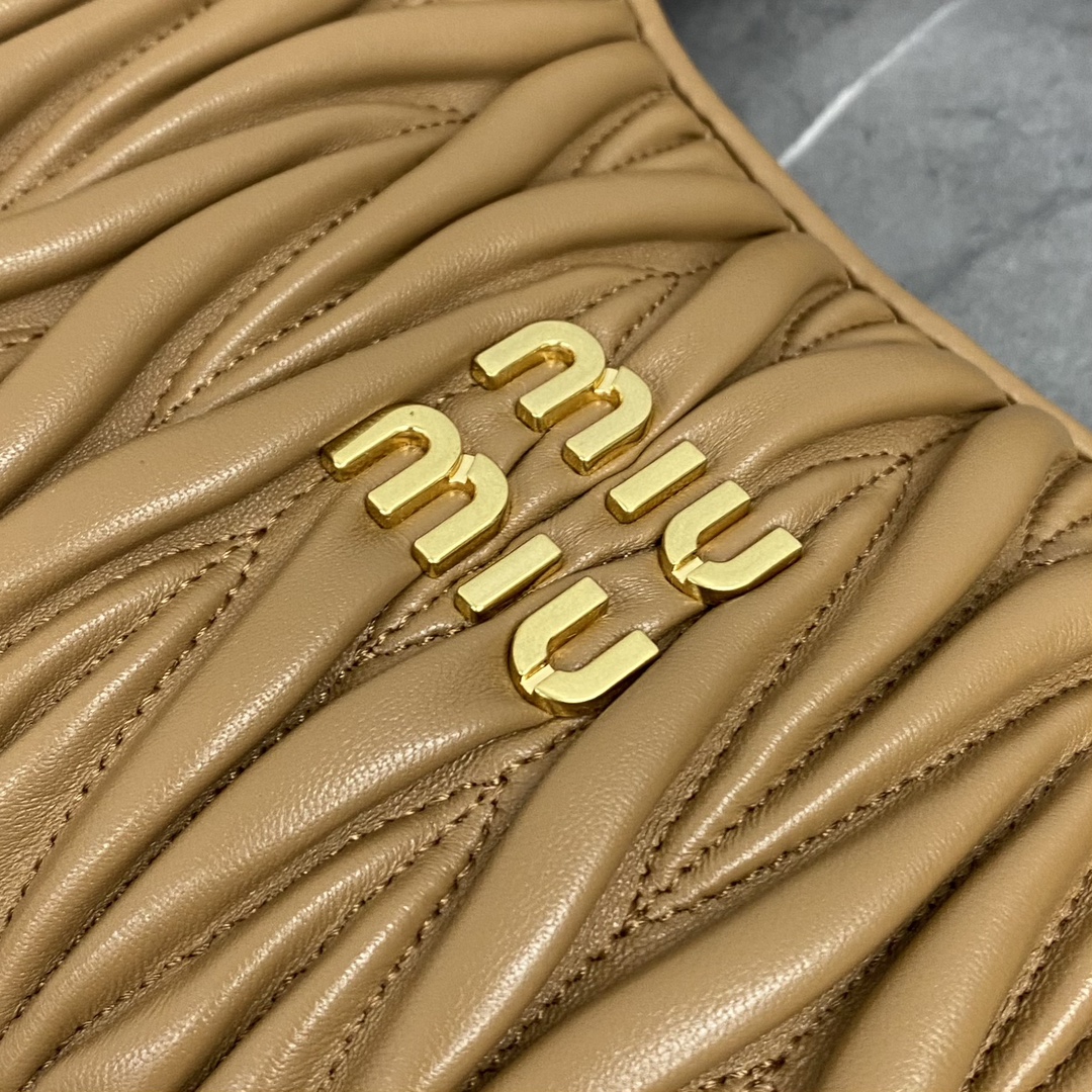 Miu Miu 7 Miu Miu - Image 7