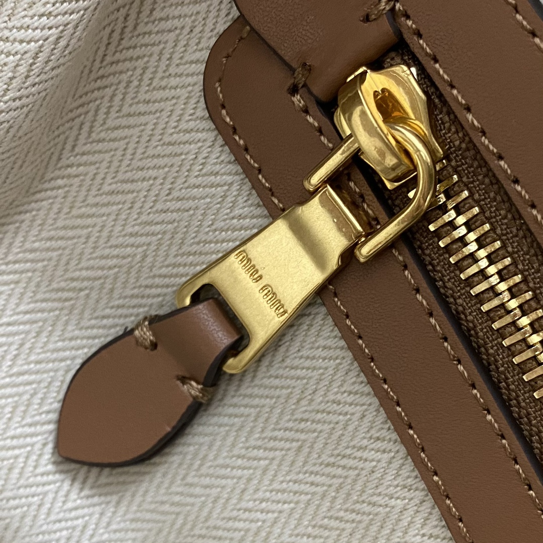 Miu Miu 8 Miu Miu - Image 8