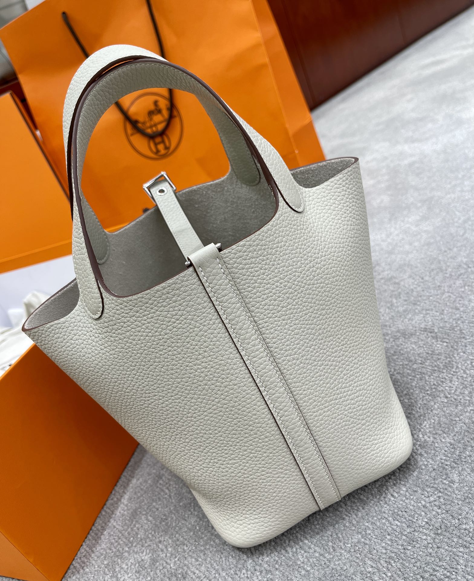 Hermès Picotin leather tote cm18 4 Hermès Picotin leather tote cm18 - Image 4