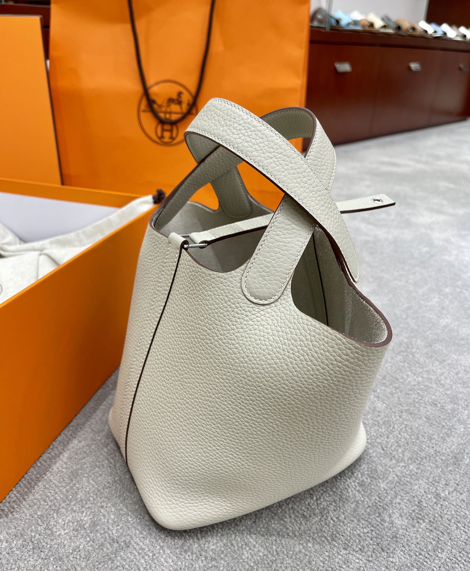 Hermès Picotin leather tote cm18 5 Hermès Picotin leather tote cm18 - Image 5