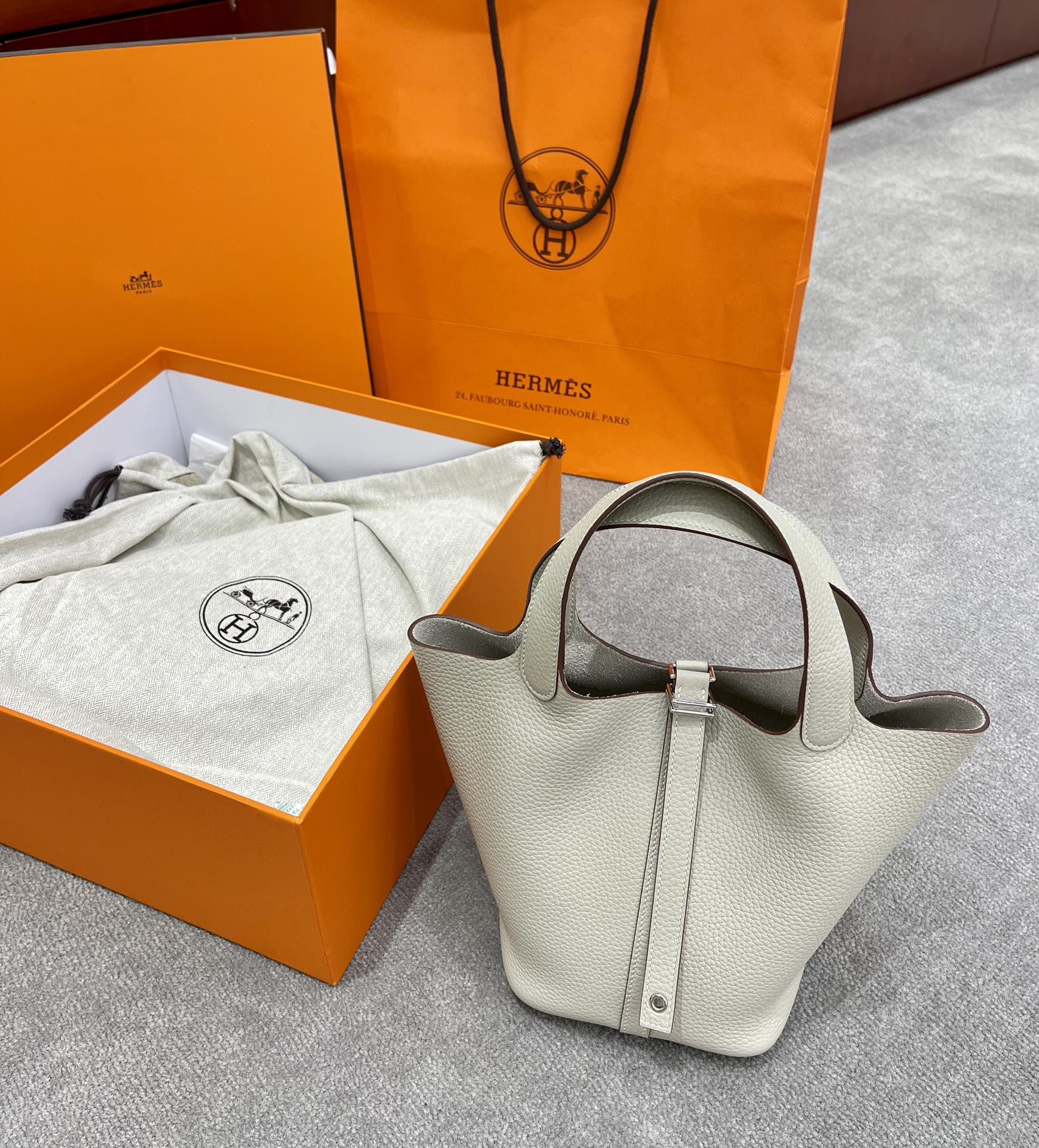 Hermès Picotin leather tote cm18 9 Hermès Picotin leather tote cm18 - Image 9