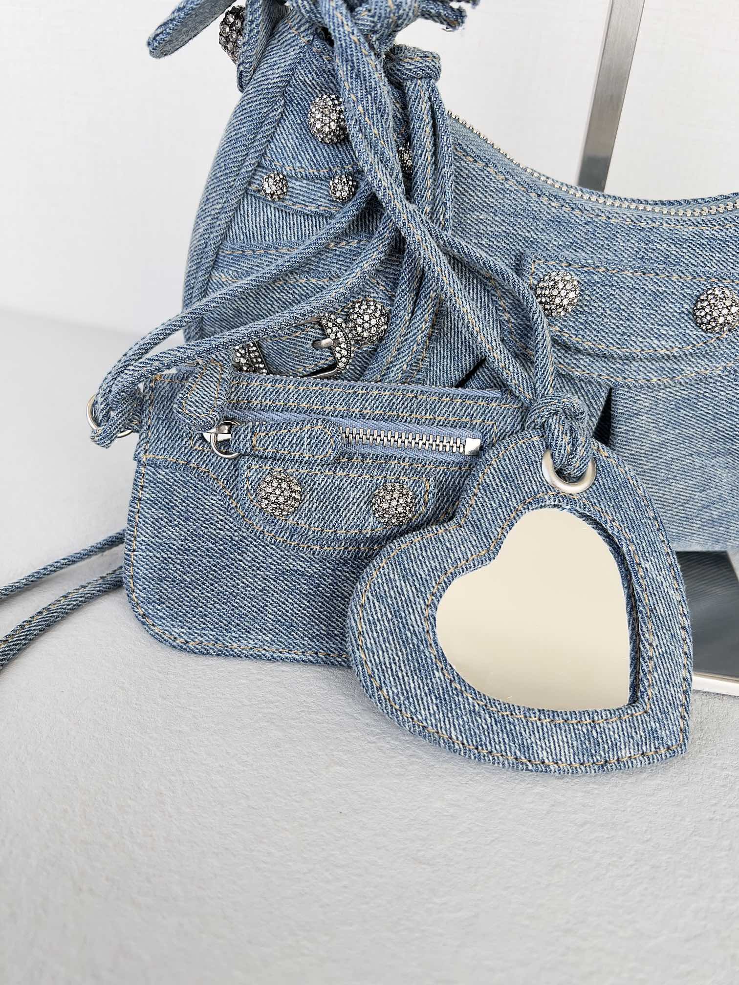 Balenciaga Le Cagole 26x17x7cm 7 Balenciaga Le Cagole 26x17x7cm - Image 7