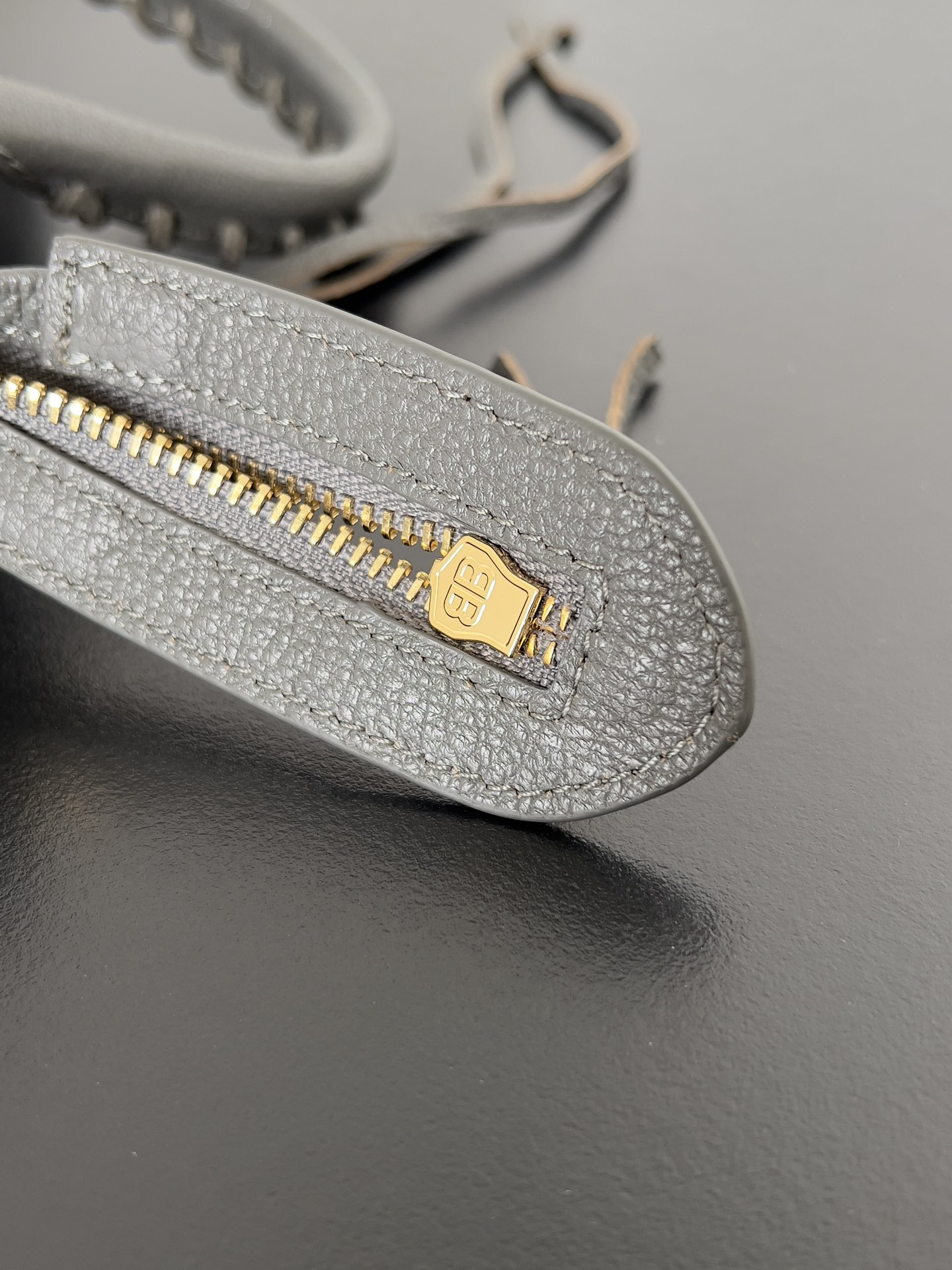 Balenciaga Mini City 23*9*16cm 4 Balenciaga Mini City 23*9*16cm - Image 4