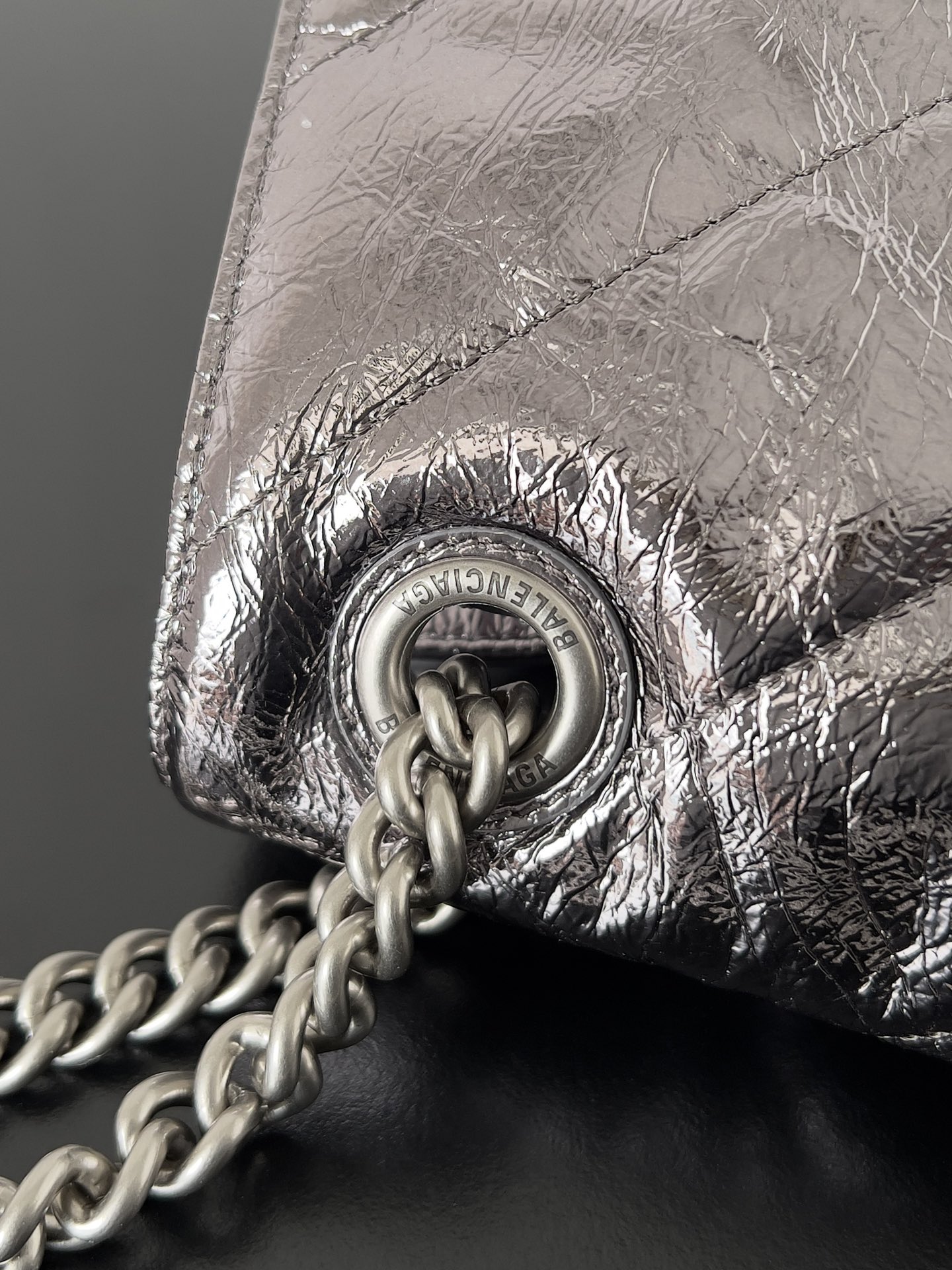 Balenciagα Crush Chain Bag 32*13*20.5 6 Balenciagα Crush Chain Bag 32*13*20.5 - Image 6
