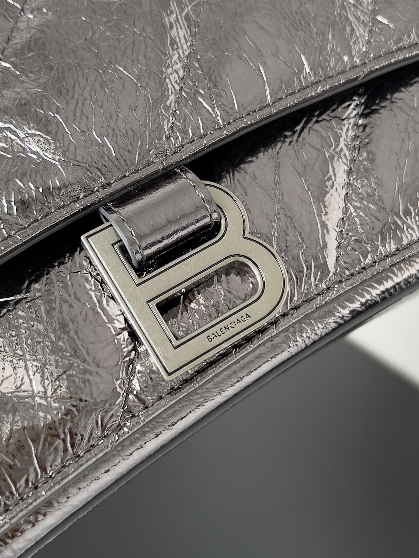 Balenciagα Crush Chain Bag 32*13*20.5 7 Balenciagα Crush Chain Bag 32*13*20.5 - Image 7