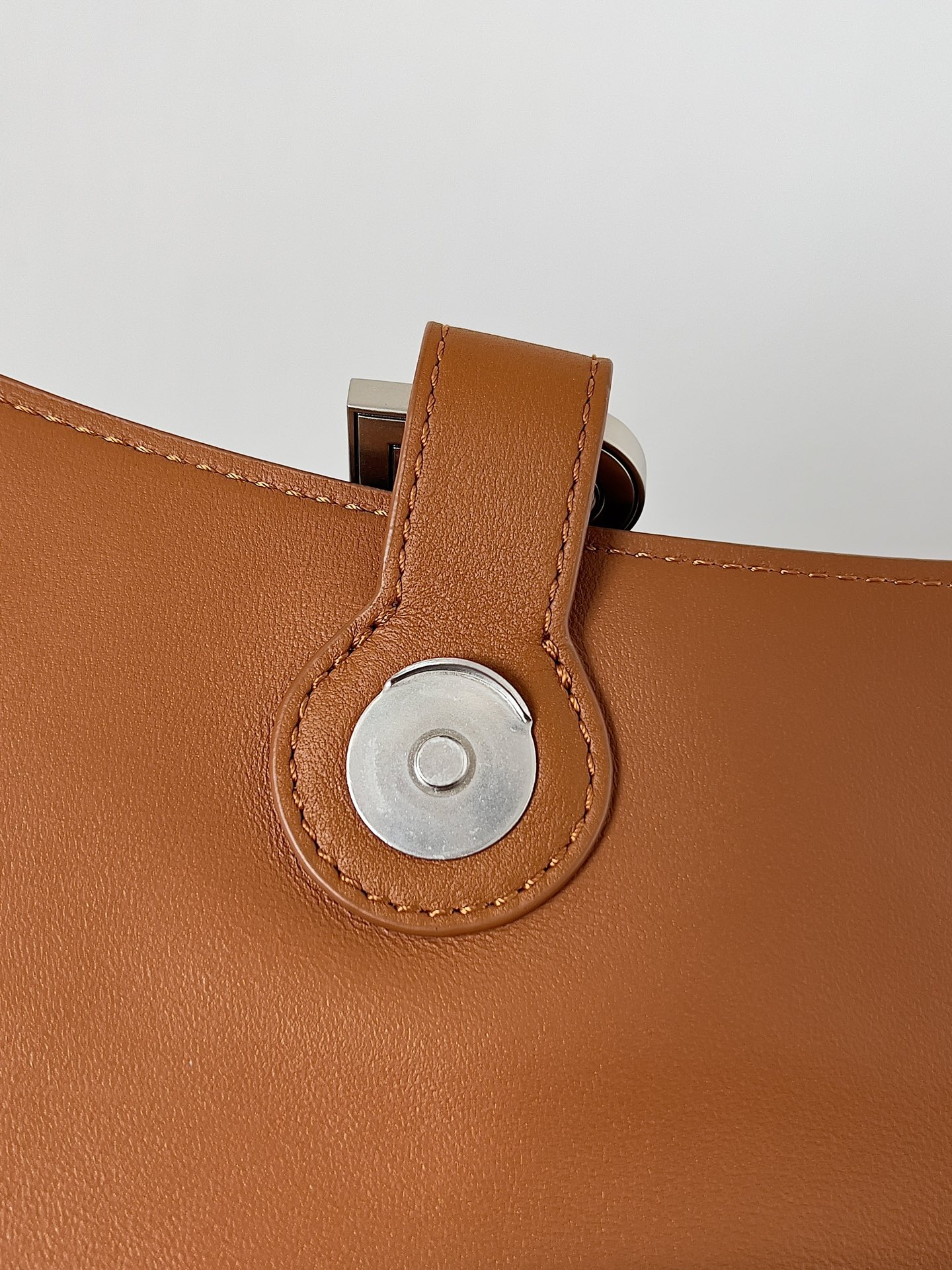 Balenciagα Downtown 21 4 Balenciagα Downtown 21 - Image 4