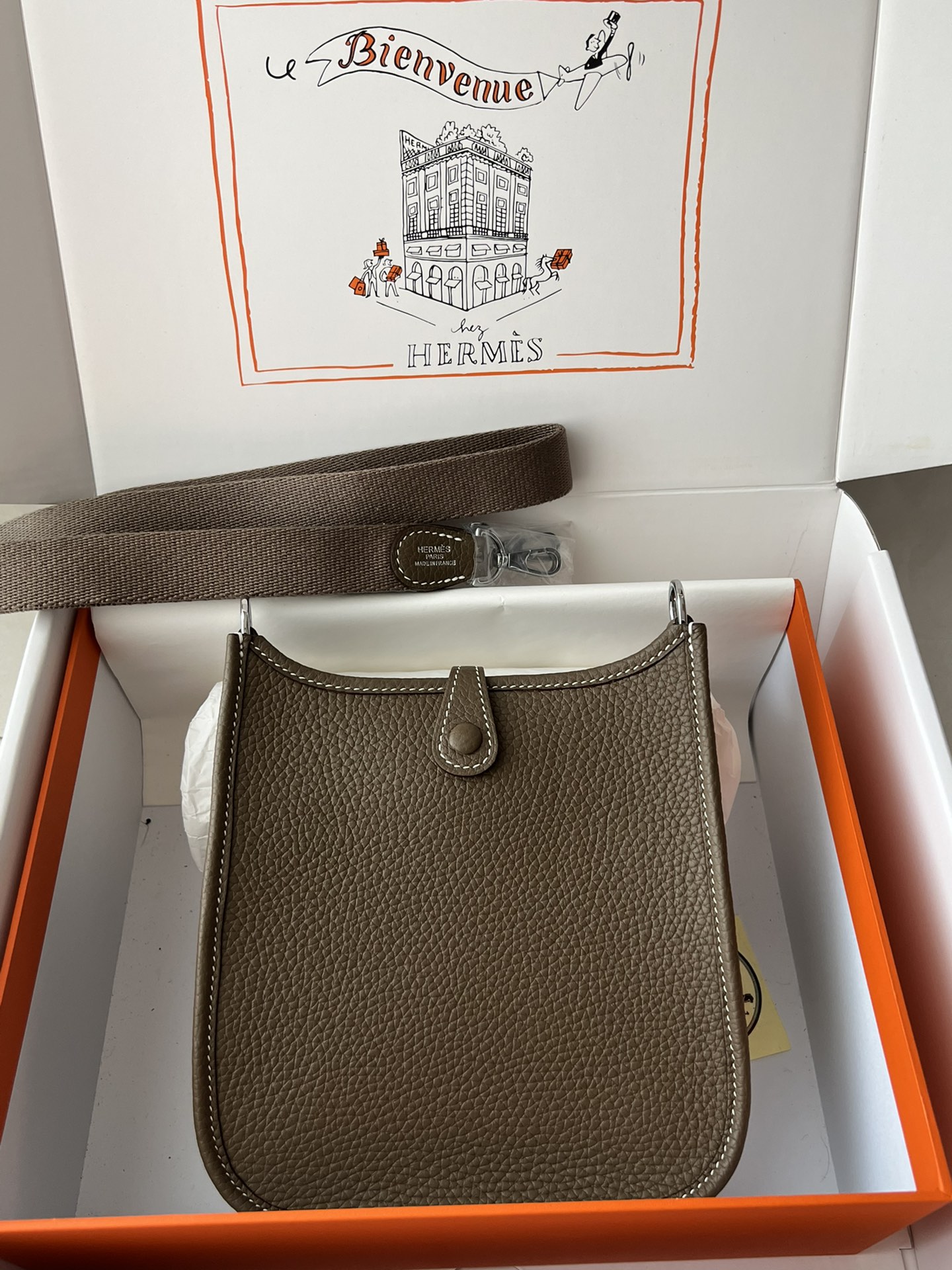 Hermès Mini Evelyne leather crossbody 17cm TC 9 Hermès Mini Evelyne leather crossbody 17cm TC - Image 9