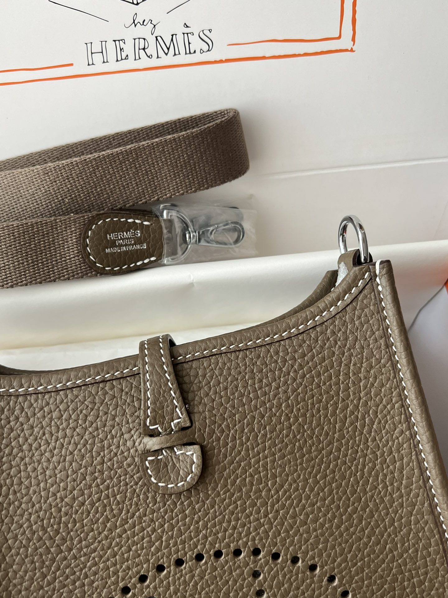 Hermès Mini Evelyne leather crossbody 17cm TC 5 Hermès Mini Evelyne leather crossbody 17cm TC - Image 5