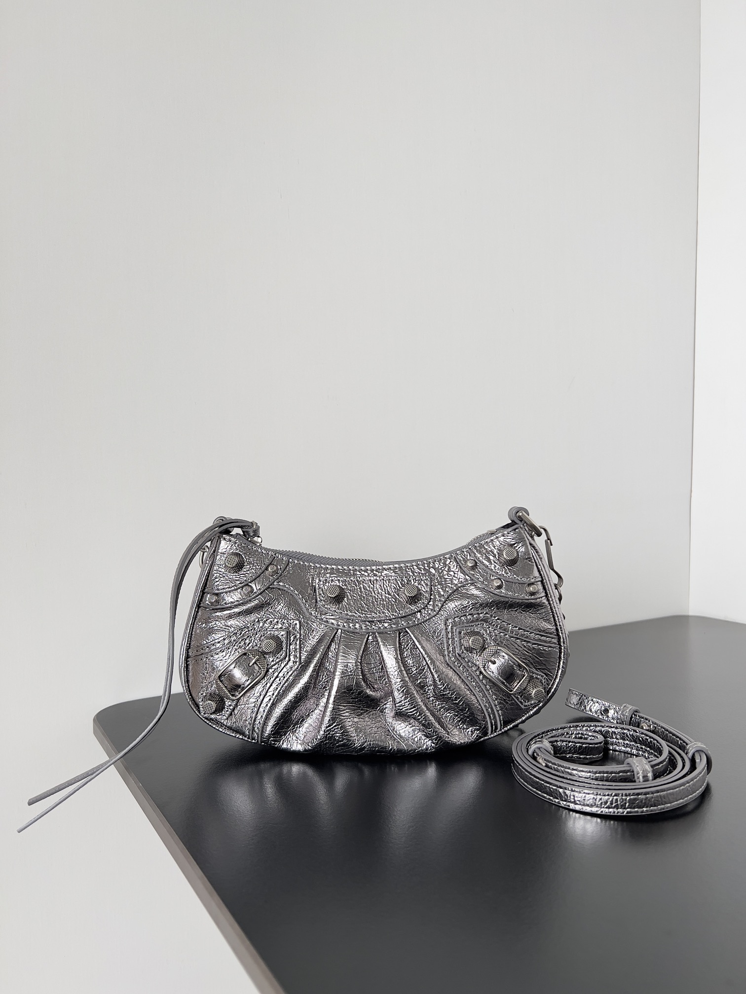 Balenciaga Le Cagole 20x13x4.5cm