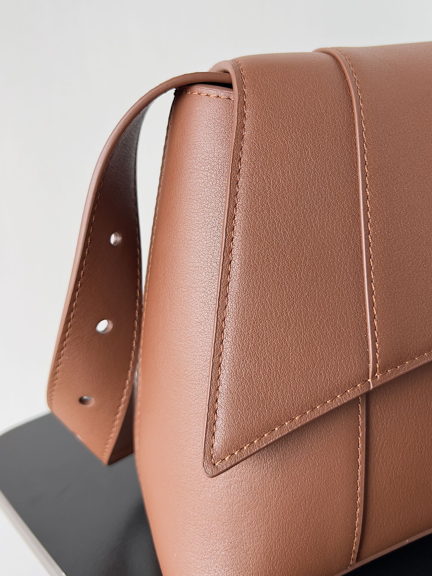 Balenciagα Downtown 21 5 Balenciagα Downtown 21 - Image 5