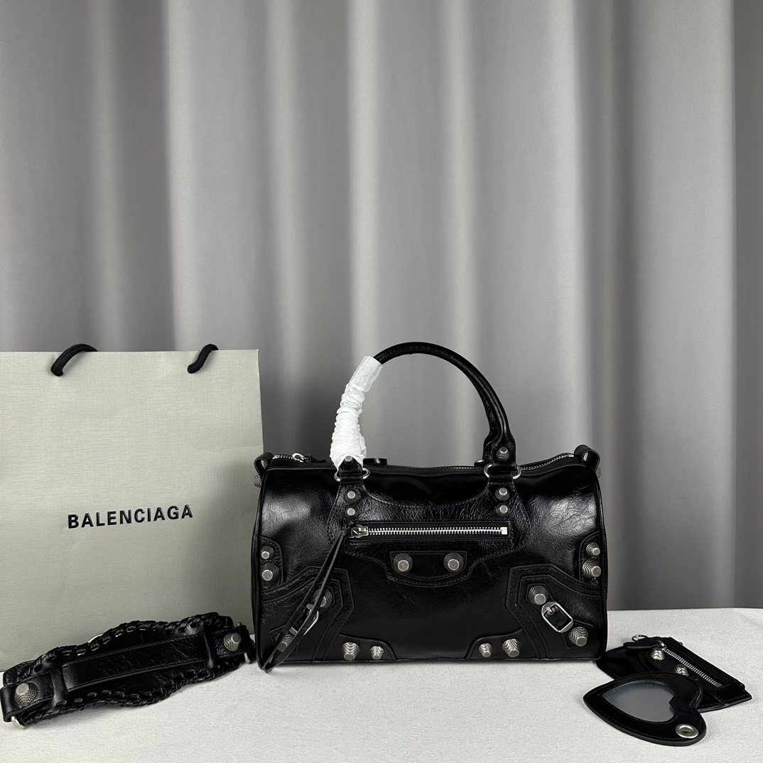 Balenciaga neo classic city  Length 30 Height 15 Width 14cm