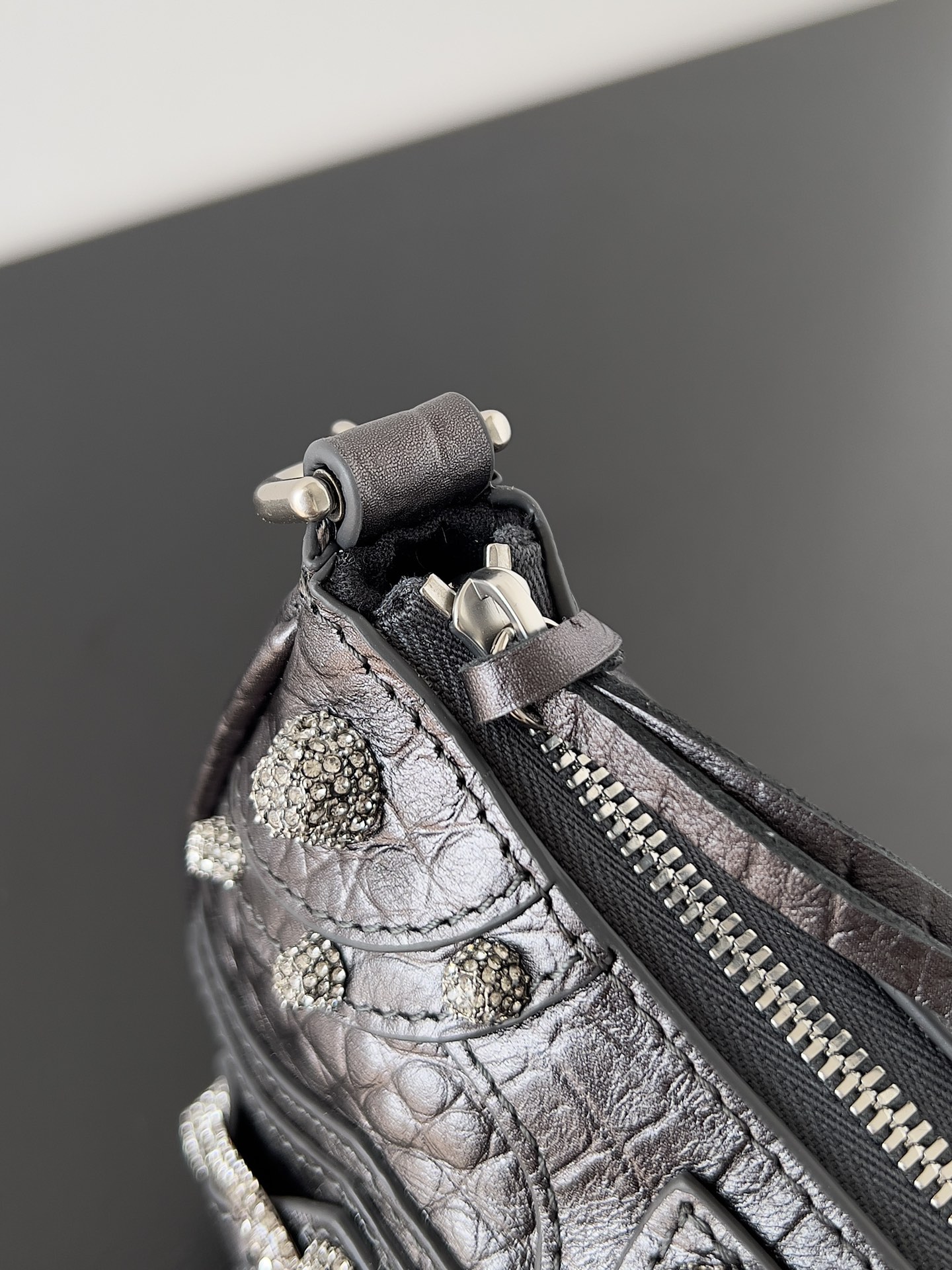 Balenciaga Le Cagole 20x13x4.5cm 6 Balenciaga Le Cagole 20x13x4.5cm - Image 6