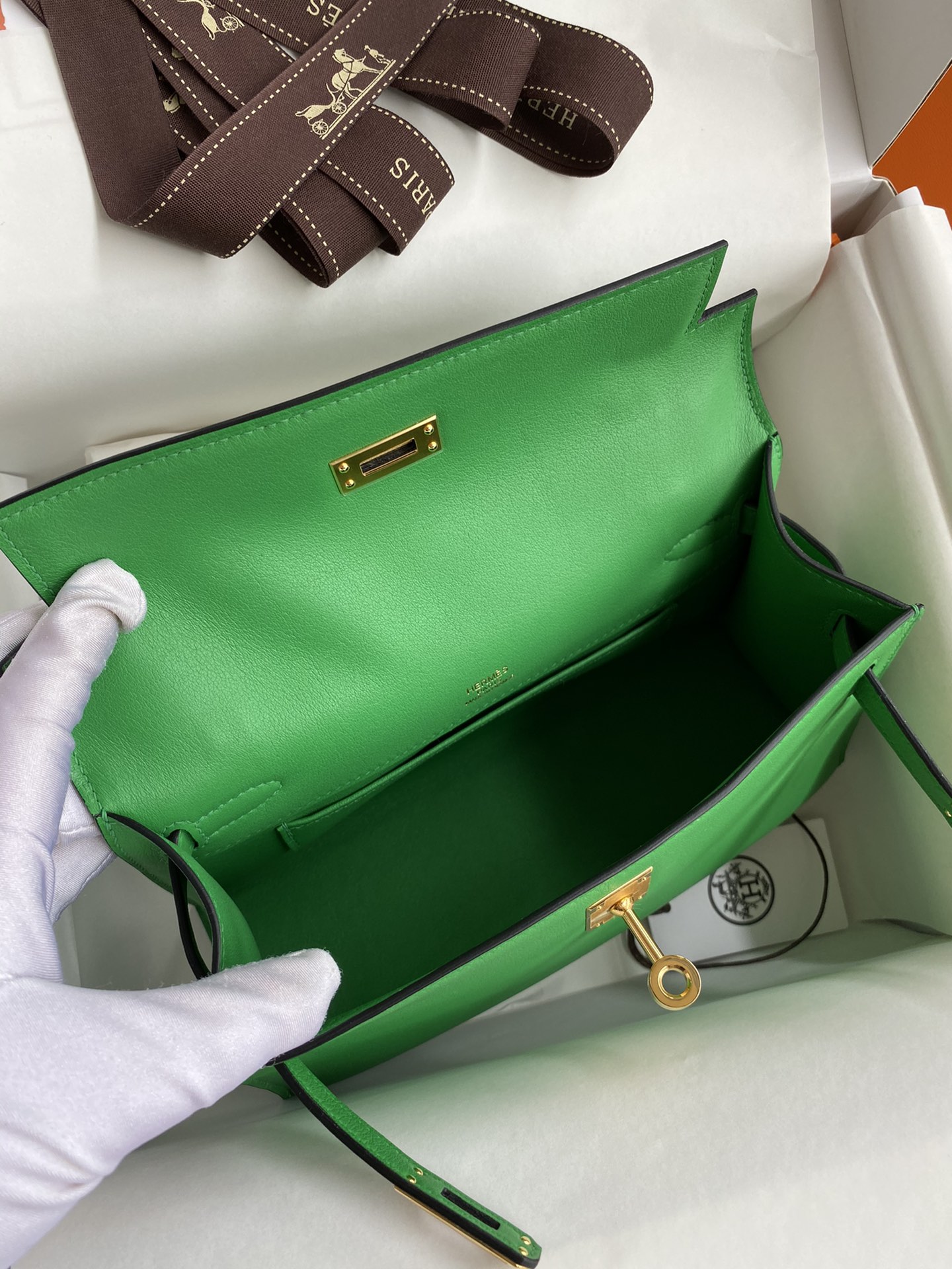 Hermès Swift Kelly Handbag 22cm 3 Hermès Swift Kelly Handbag 22cm - Image 3