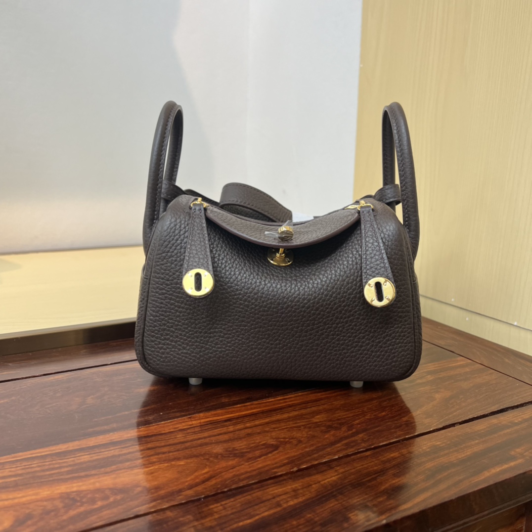 Hermès MiniLindy leather handbag TC 9 Hermès MiniLindy leather handbag TC - Image 9