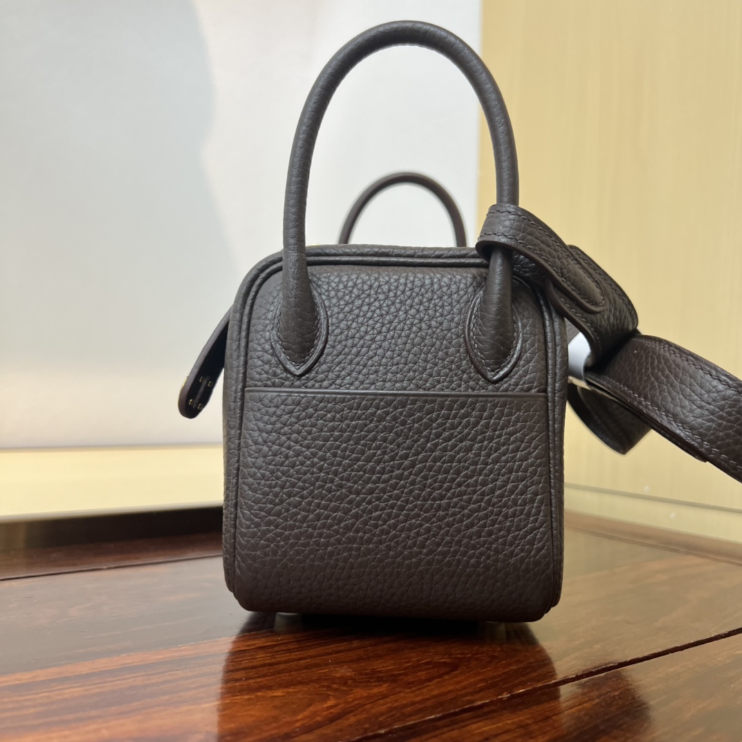 Hermès MiniLindy leather handbag TC 6 Hermès MiniLindy leather handbag TC - Image 6