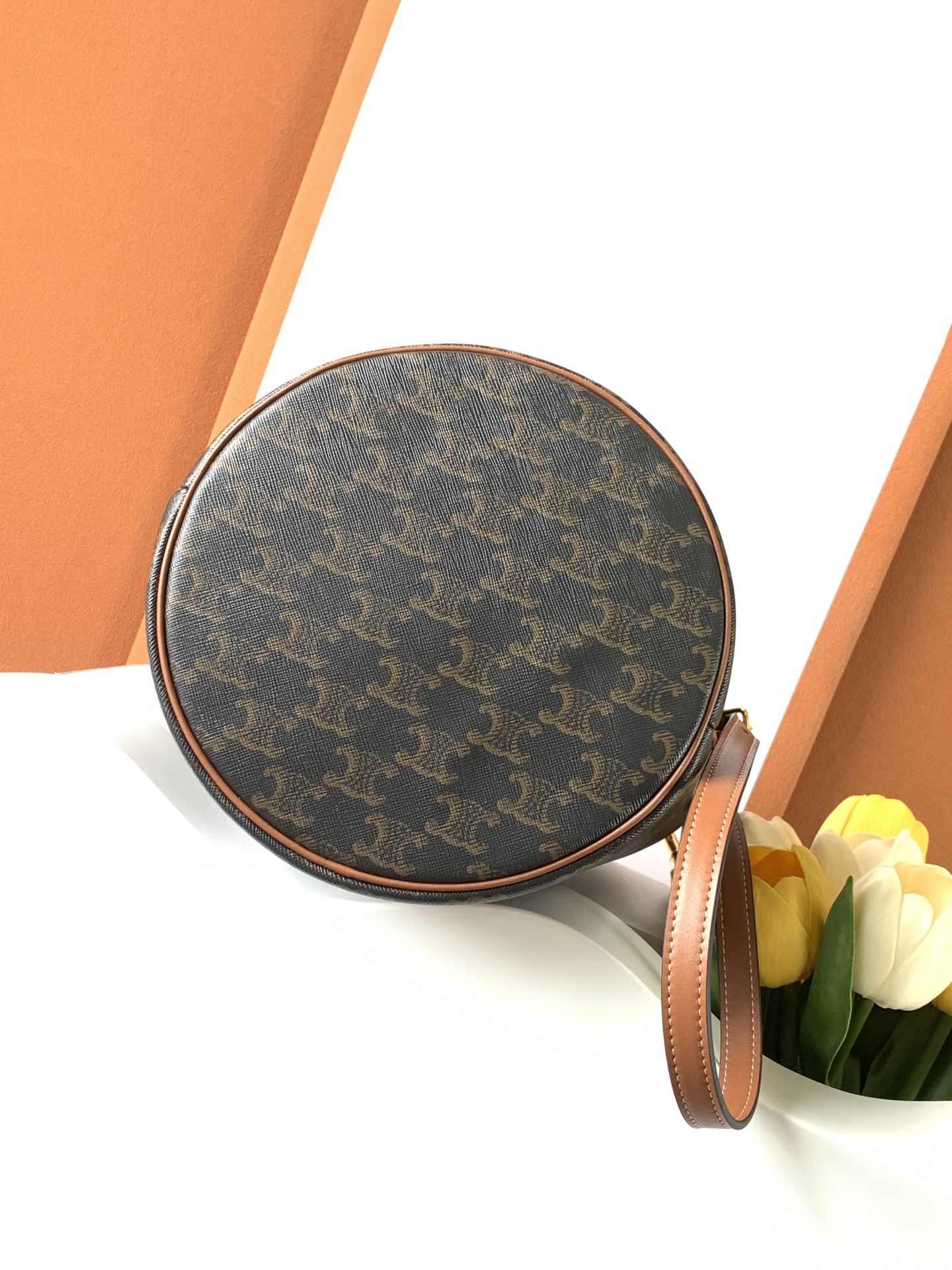 Celine CLARA BAG in TRIOMPHE CANVAS & CALFSKIN 7 Celine CLARA BAG in TRIOMPHE CANVAS & CALFSKIN - Image 7