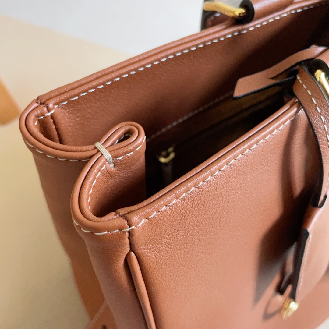 Celine APPOLINE BAG in supple calfskin 5 Celine APPOLINE BAG in supple calfskin - Image 5