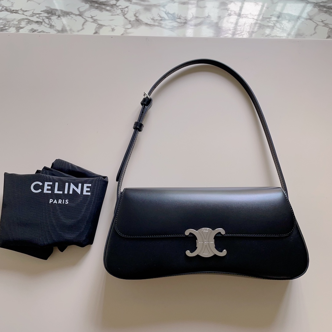 Celine LOLA BAG in shiny calfskin 28x12×5 1 Celine LOLA BAG in shiny calfskin 28x12×5