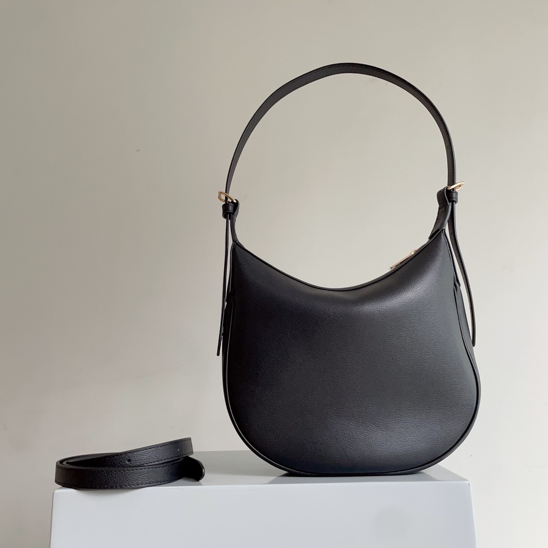 Celine MEDIUM HELOÏSE BAG CUIR TRIOMPHE in TRIOMPHE CANVAS & CALFSKIN 7 Celine MEDIUM HELOÏSE BAG CUIR TRIOMPHE in TRIOMPHE CANVAS & CALFSKIN - Image 7