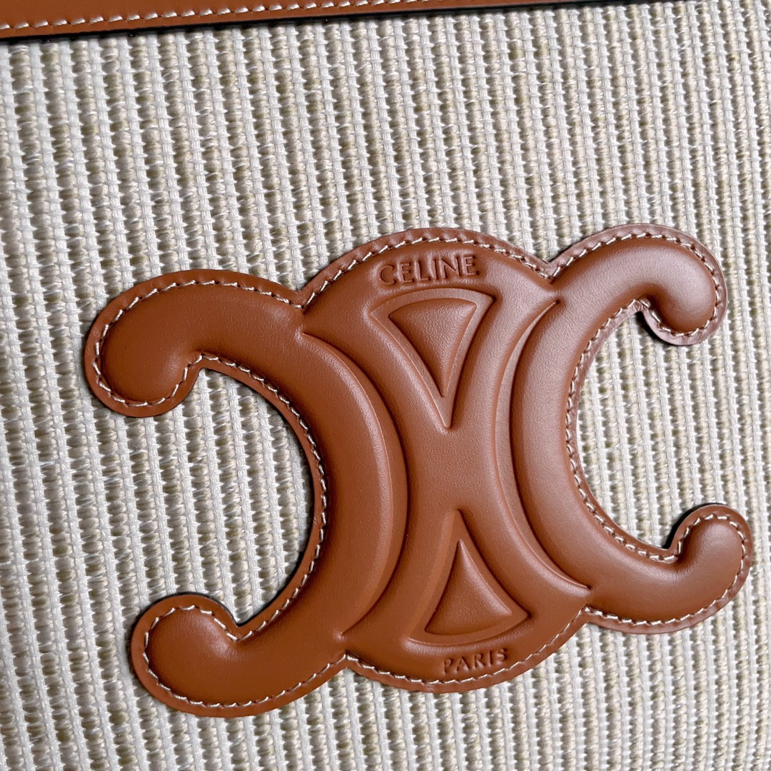 Celine SMALL POUCH WITH STRAP in TEXTILE WITH TRIOMPHE PRINT AND CALFSKIN 6 Celine SMALL POUCH WITH STRAP in TEXTILE WITH TRIOMPHE PRINT AND CALFSKIN - Image 6