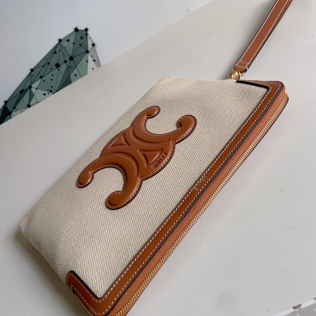 Celine SMALL POUCH WITH STRAP in TEXTILE WITH TRIOMPHE PRINT AND CALFSKIN 2 Celine SMALL POUCH WITH STRAP in TEXTILE WITH TRIOMPHE PRINT AND CALFSKIN - Image 2