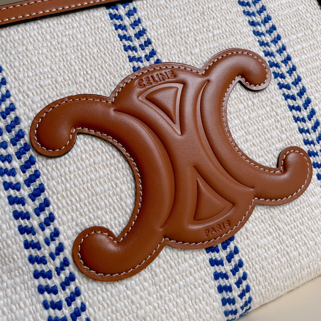 Celine SMALL POUCH WITH STRAP in TEXTILE WITH TRIOMPHE PRINT AND CALFSKIN 6 Celine SMALL POUCH WITH STRAP in TEXTILE WITH TRIOMPHE PRINT AND CALFSKIN - Image 6