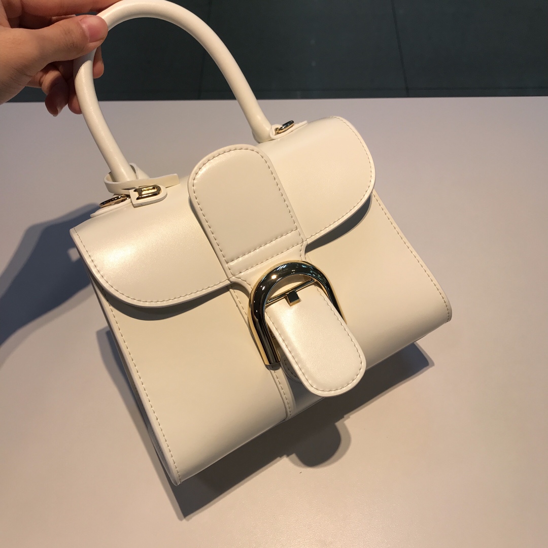 Delvaux Version~Snow White/Gold Button Belgian 🇧🇪 Royal brand Size 20