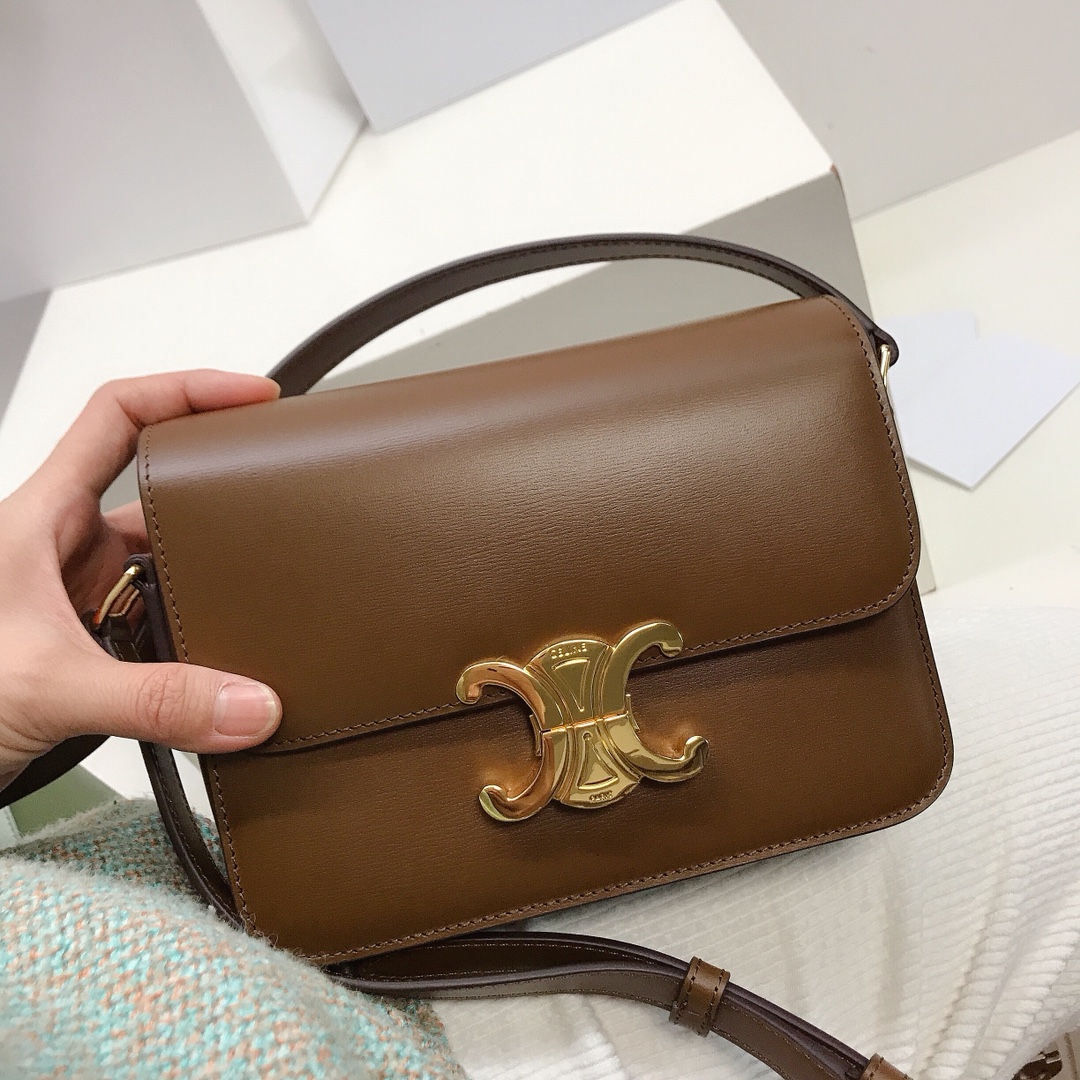 Celine  Retro Arc de Triomphe Box Tofu Bun 18.5x14x6