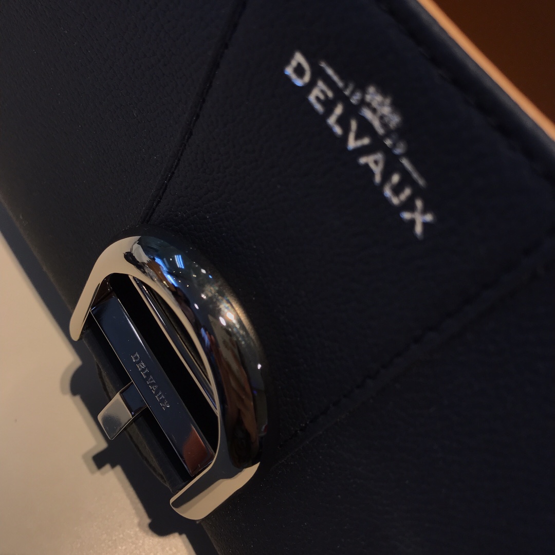 Delvaux brillant togo leather Belgian 🇧🇪 Royal brand Size: 28*8*15.5 3 Delvaux brillant togo leather Belgian 🇧🇪 Royal brand Size: 28*8*15.5 - Image 3