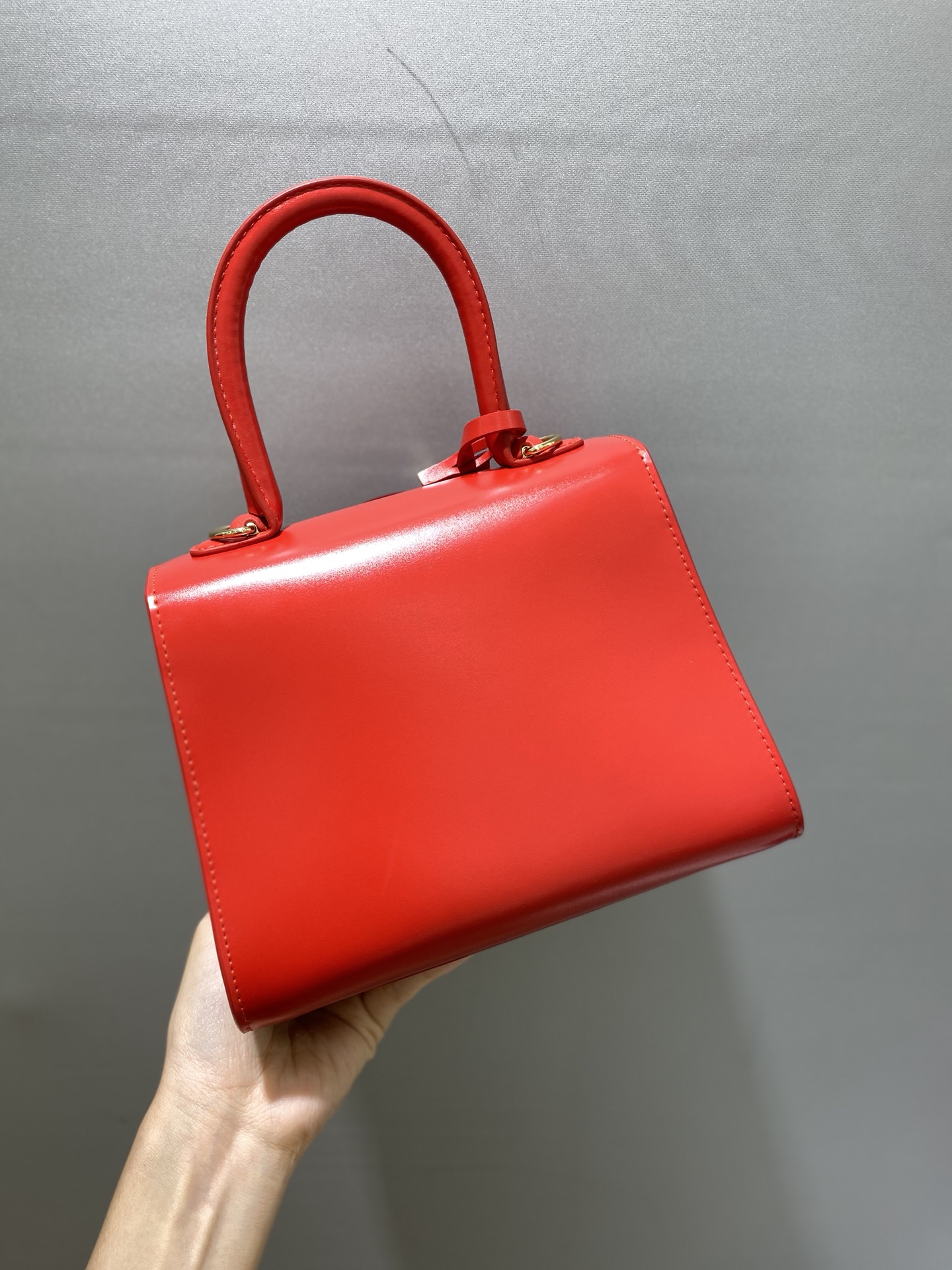 Delvaux ❤️National flag red Belgian 🇧🇪 Royal brand Size 20cm 8 Delvaux ❤️National flag red Belgian 🇧🇪 Royal brand Size 20cm - Image 8