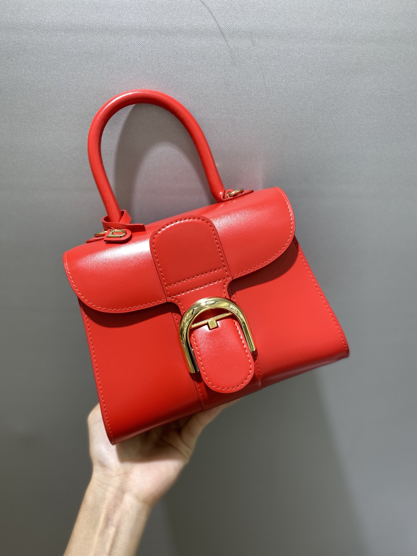 Delvaux ❤️National flag red Belgian 🇧🇪 Royal brand Size 20cm