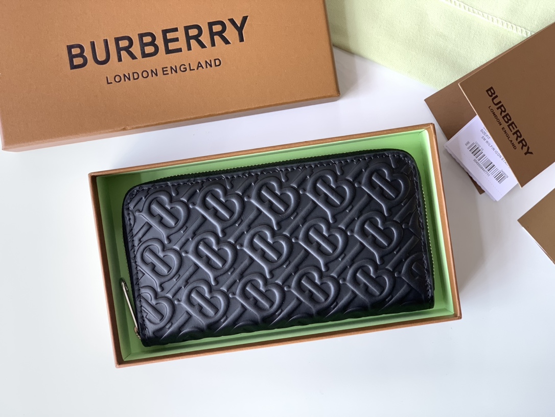 Burberry TB embossed leather zipper bag➰ is made of imported grained calfskin embossing, 👍counter quality, fine workmanship💋real product shooting📷, model 6521 black, size 19cm*10cm*2.5cm 9 Burberry TB embossed leather zipper bag➰ is made of imported grained calfskin embossing, 👍counter quality, fine workmanship💋real product shooting📷, model 6521 black, size 19cm*10cm*2.5cm - Image 9