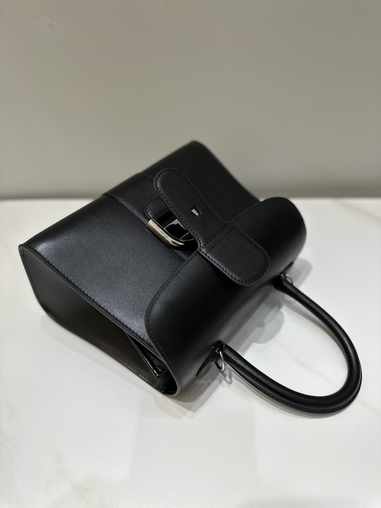 Delvaux Delvo new size PM black silver buckle Belgian 🇧🇪 Royal brand Size 24*12*19 5 Delvaux Delvo new size PM black silver buckle Belgian 🇧🇪 Royal brand Size 24*12*19 - Image 5
