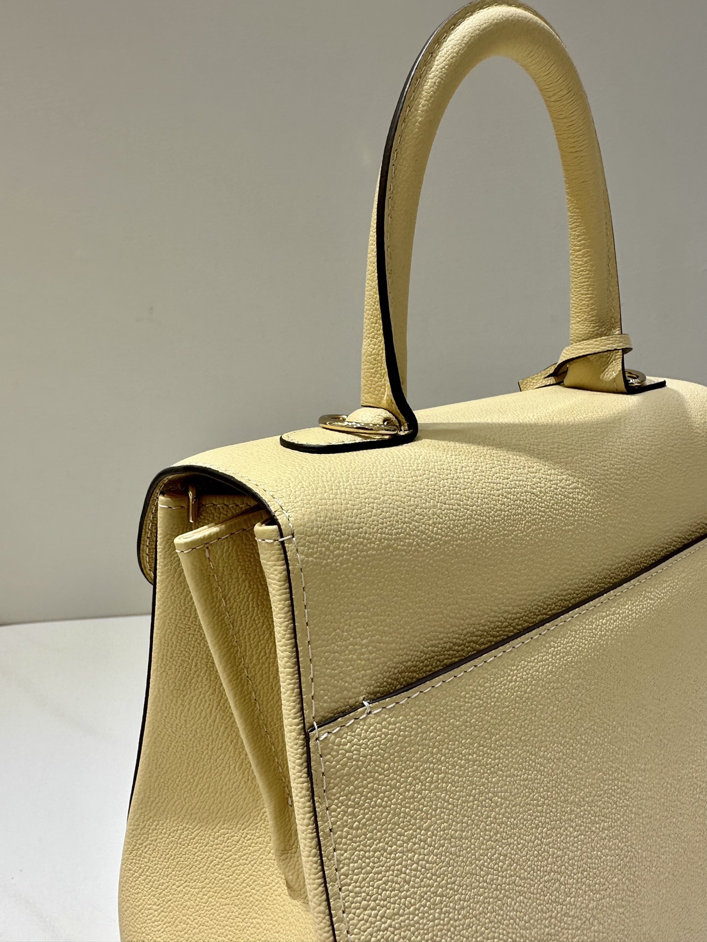 Delvaux Dune Delvaux 2023 Spring/Summer Collection Size: 24*12*119 3 Delvaux Dune Delvaux 2023 Spring/Summer Collection Size: 24*12*119 - Image 3