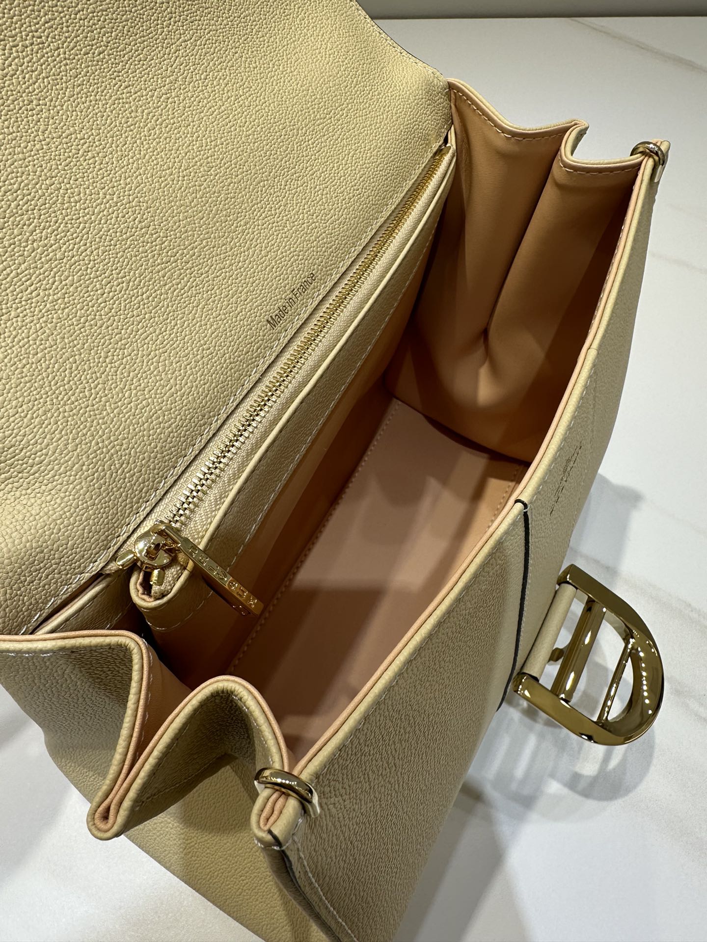 Delvaux Dune Delvaux 2023 Spring/Summer Collection Size: 24*12*119 5 Delvaux Dune Delvaux 2023 Spring/Summer Collection Size: 24*12*119 - Image 5