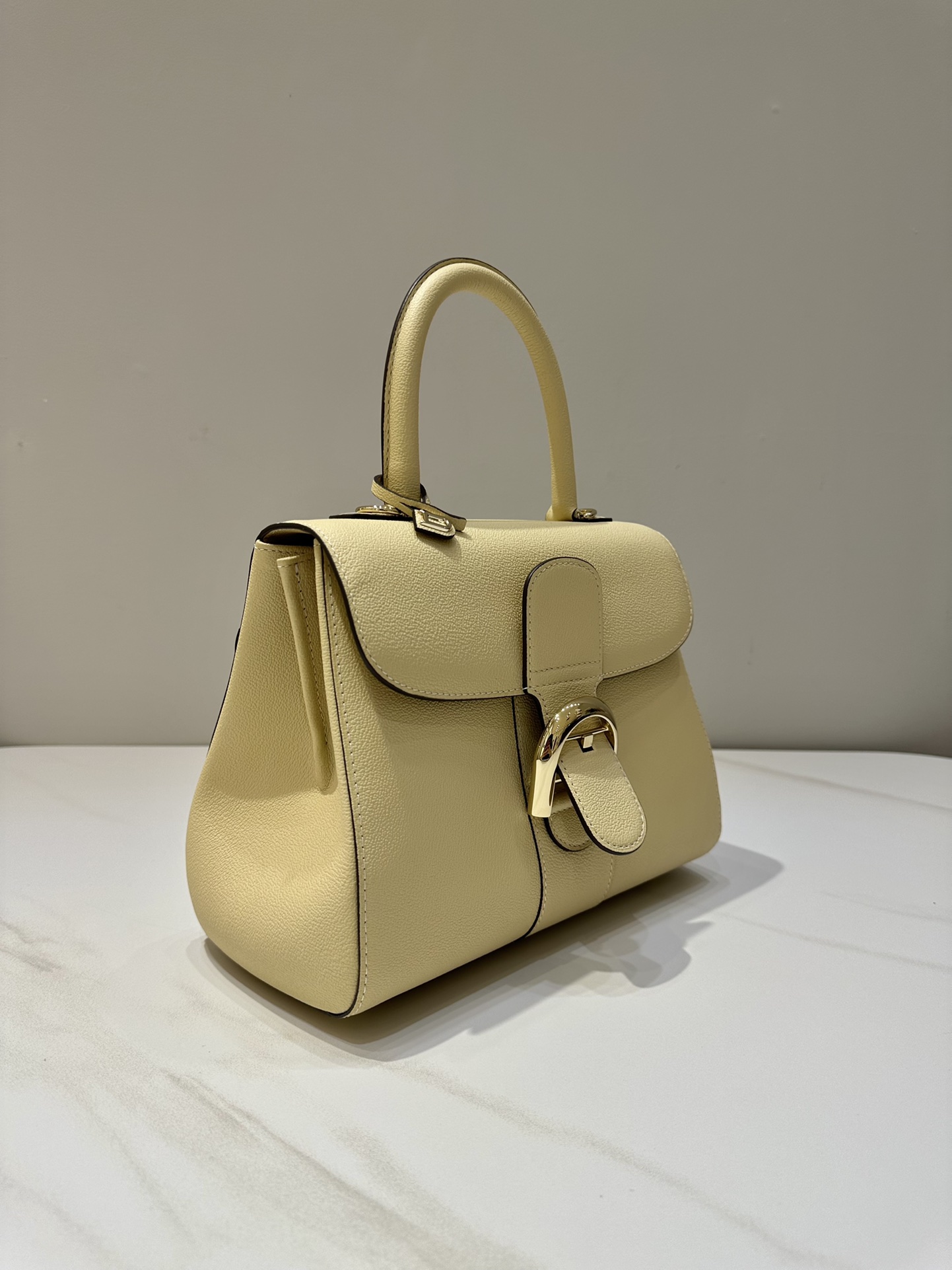 Delvaux Dune Delvaux 2023 Spring/Summer Collection Size: 24*12*119 7 Delvaux Dune Delvaux 2023 Spring/Summer Collection Size: 24*12*119 - Image 7