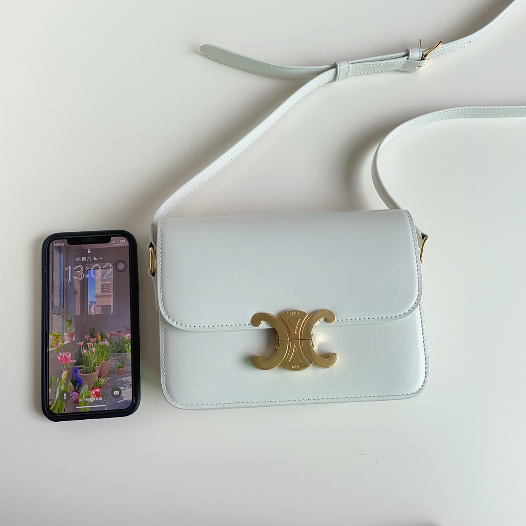 Celine Arctic White Two sizes in stock TRIOMPHE calfskin 22-16.5-7