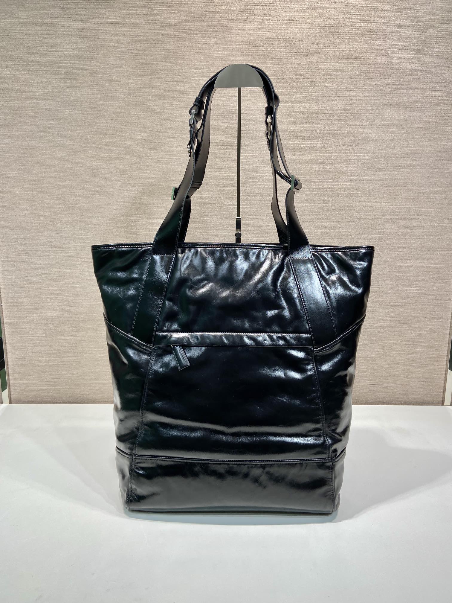 Prada 2VG120 Oil Wax Leather This tote bag is made of imported waxed leather Length 31.5x height 42.5x bottom 16cm 7 Prada 2VG120 Oil Wax Leather This tote bag is made of imported waxed leather Length 31.5x height 42.5x bottom 16cm - Image 7