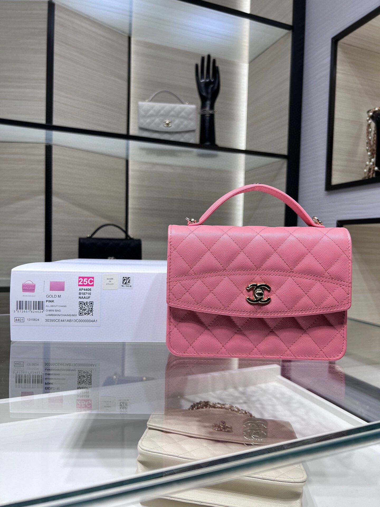 CHANEL 25C new pink leather logo 14X18X3