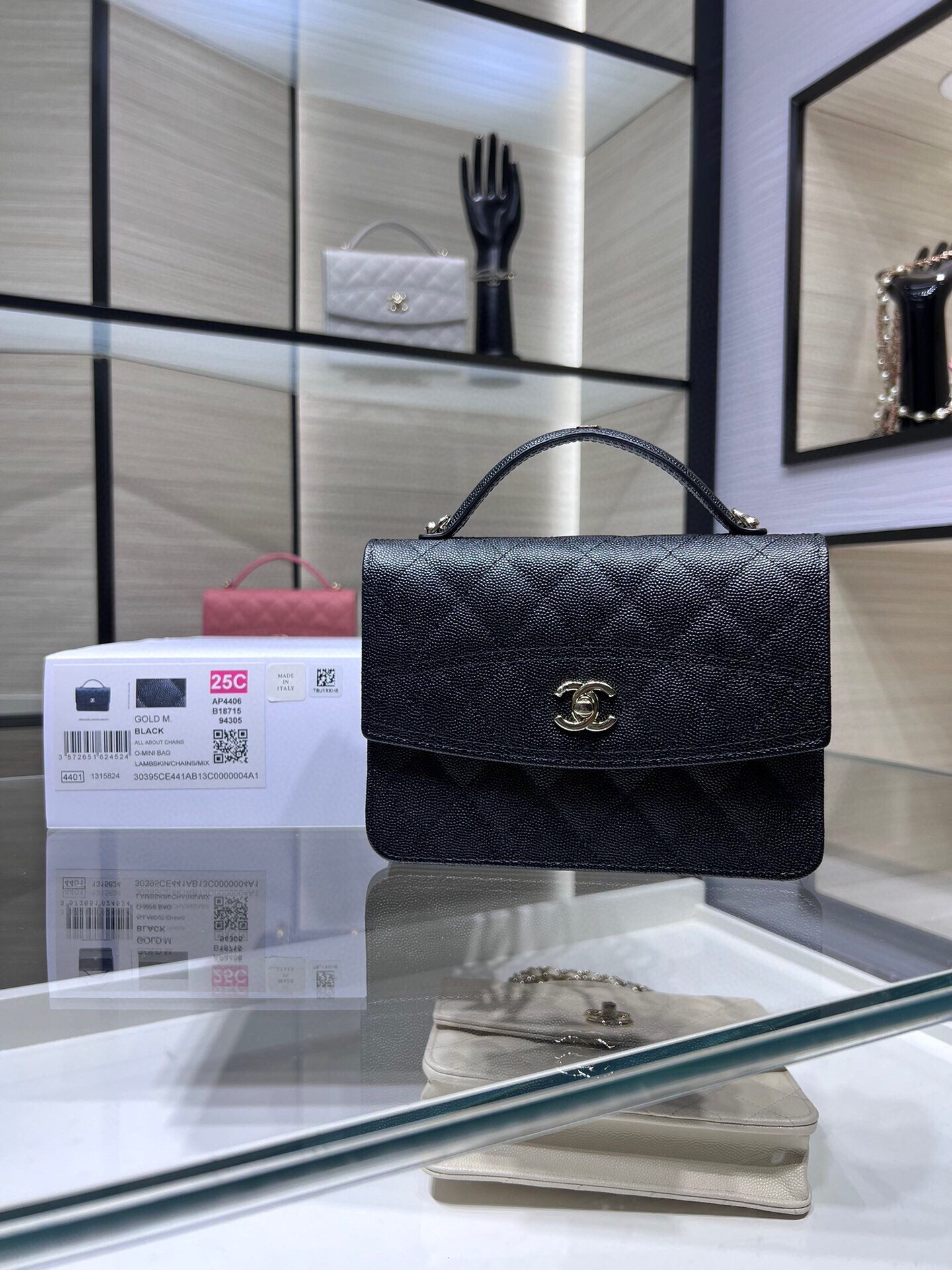 CHANEL 25C new cowhide logo 14X18X3