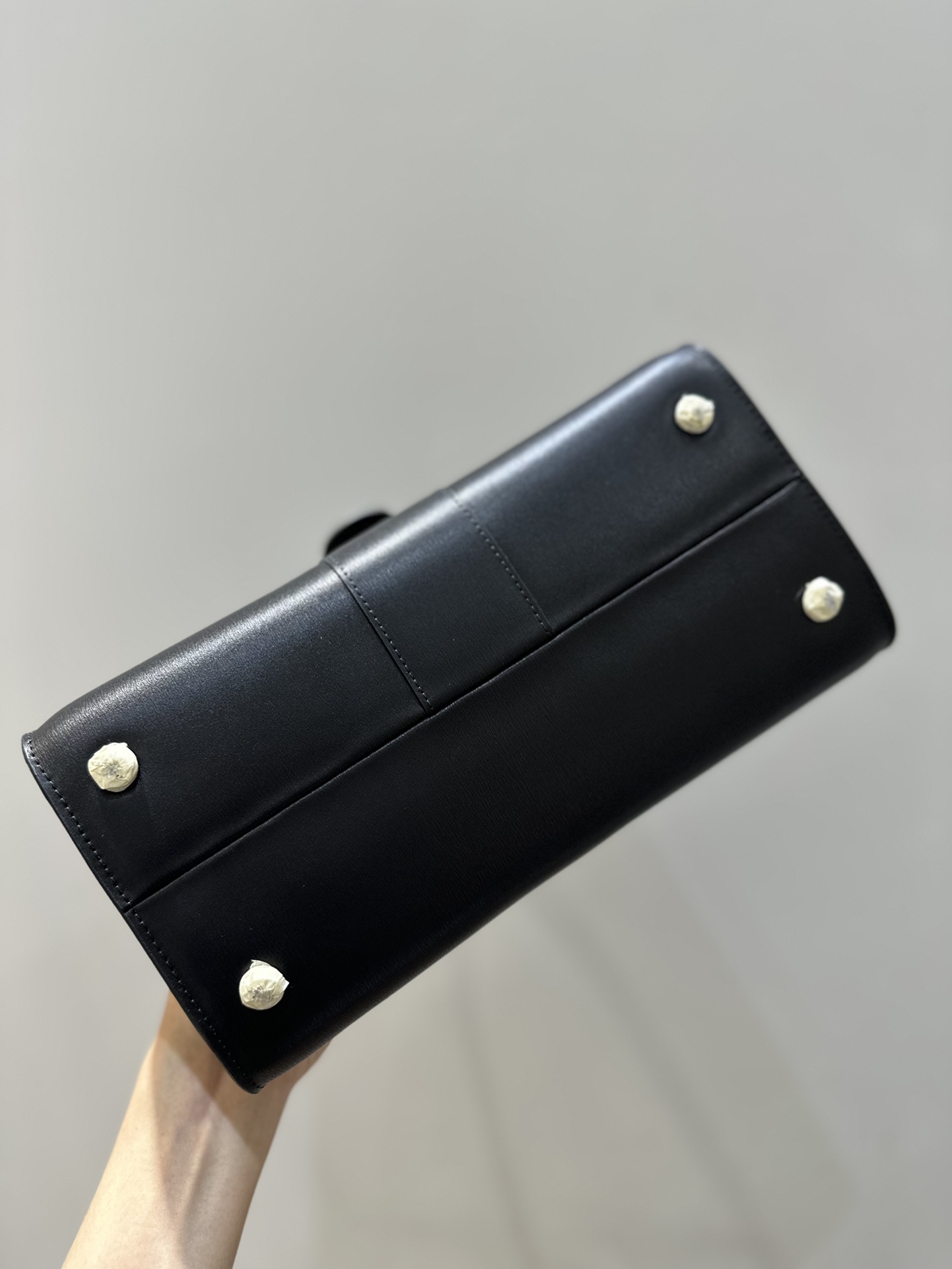 Delvaux brillant togo leather Belgian 🇧🇪 Royal brand Size 28*11*16 3 Delvaux brillant togo leather Belgian 🇧🇪 Royal brand Size 28*11*16 - Image 3