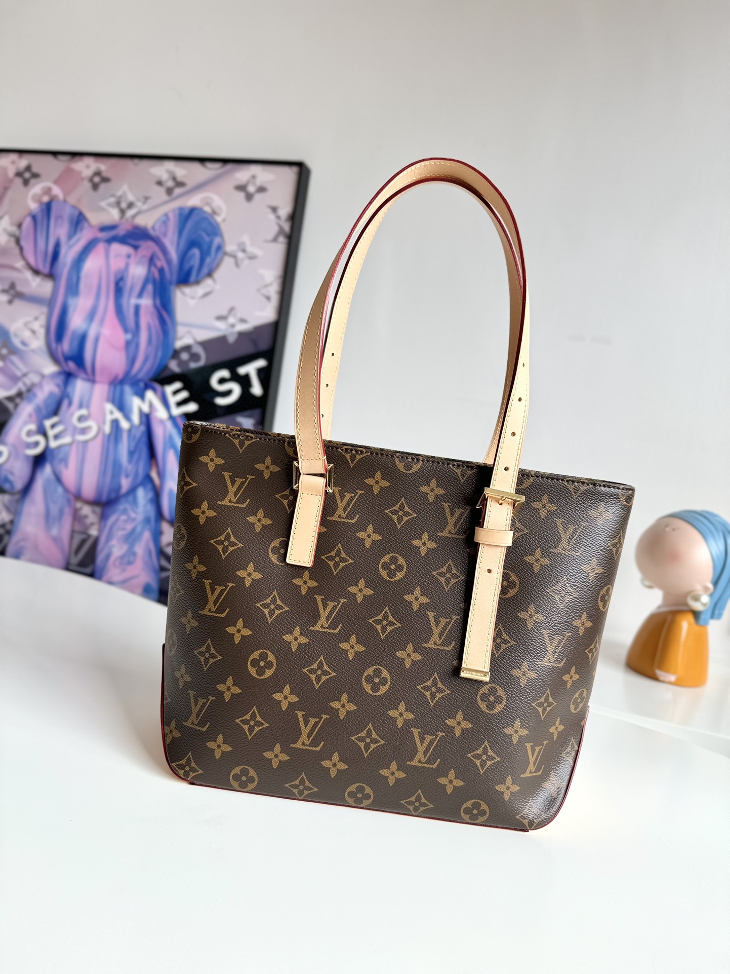 LV M12095! The Piano handbag Size: 27×25×11.5cm