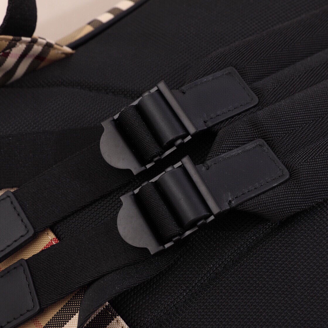 Burberry backpack 🎒 Brightly decorated with Burberry plaid and brand logo, incorporating iconic collection elements, very light, very suitable for commuting, business travel, and very cost-effective 30.5 x 14.5 x 42.5cm Search 5 Burberry backpack 🎒 Brightly decorated with Burberry plaid and brand logo, incorporating iconic collection elements, very light, very suitable for commuting, business travel, and very cost-effective 30.5 x 14.5 x 42.5cm Search - Image 5